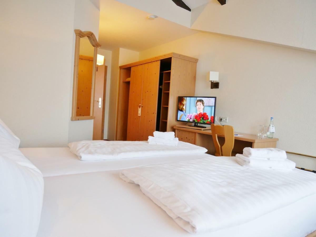 R&R Hotel Strandallee Baabe Eksteriør billede